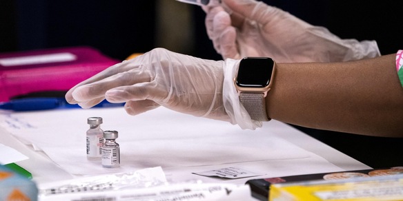 Covid-19, scoperto un nuovo sintomo: erezioni di 4 ore