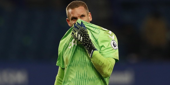 Olsen sotto shock: rapinato dai ladri e minacciato con un machete