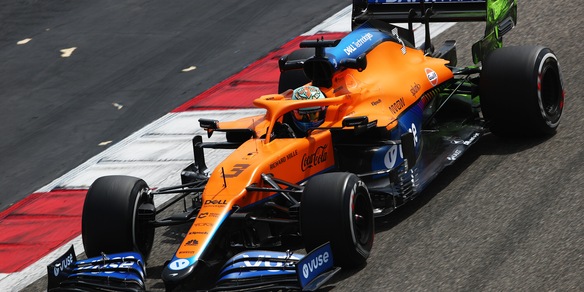 F1, test Bahrain: Ricciardo è il più veloce nella mattinata del day-1