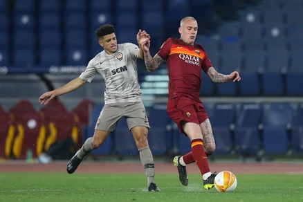 Roma, Karsdorp rinnova: l’ufficialità arriva dalla moglie!