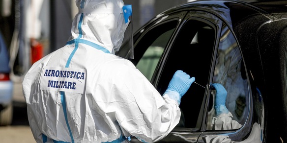 Coronavirus in Italia, i dati nelle ultime 24 ore: 15.267 casi