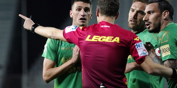 Serie B, nove calciatori squalificati per un turno