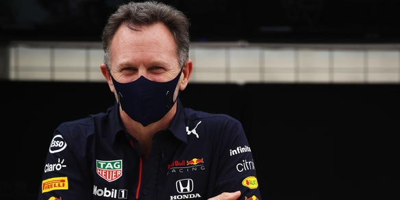 F1, Horner: "Avvio scadente della Mercedes per i suoi standard"