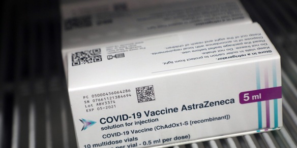 Vaccini Covid e certificati falsi sul dark web: da 500 a 750 dollari