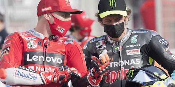 MotoGp GP Qatar, prove libere 2: le Ducati davanti, Rossi 9°