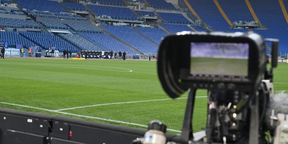 Diritti tv Serie A, spuntano Amazon, Mediaset e Discovery