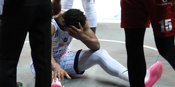 Fortitudo, tegola Saunders: fuori per il resto della stagione