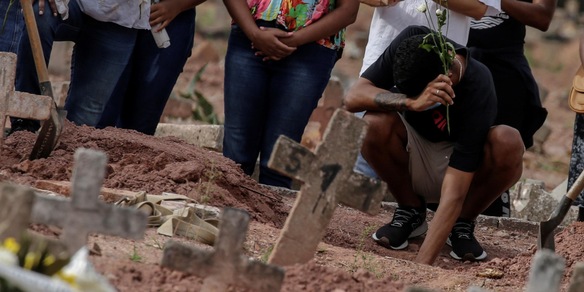 "Brasile, l'epidemia di Coronavirus è una Fukujima biologica"