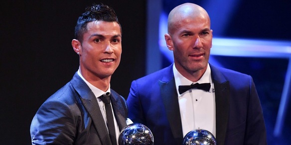 Riquelme: "Riporto Ronaldo al Real Madrid. Zidane andrà via"