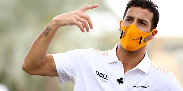 F1, Ricciardo: "Hamilton è sempre lì davanti, va rispettato"