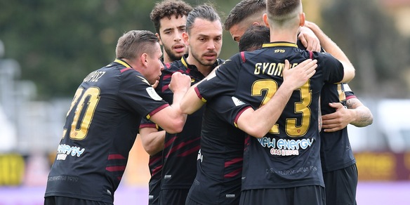 Serie B, Lecce ko: la Salernitana si avvicina. Monza, Brocchi trema