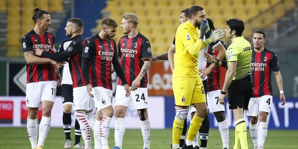 Ibrahimovic espulso in Parma-Milan: cosa è successo