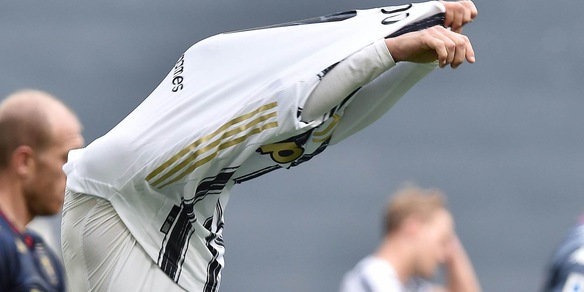 Ronaldo e il giallo della maglia Juve buttata via: ecco il motivo