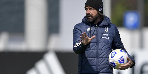 Juve, Pirlo prepara l'Atalanta col dubbio Morata-Dybala