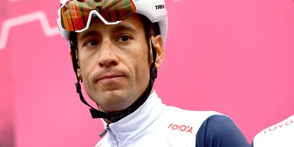 Nibali, tutore in carbonio. Il medico: "Giro? Ancora prematuro"