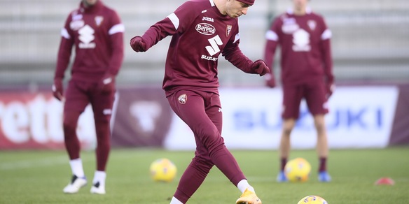 Torino, Baselli punta la Roma: allenamento in gruppo