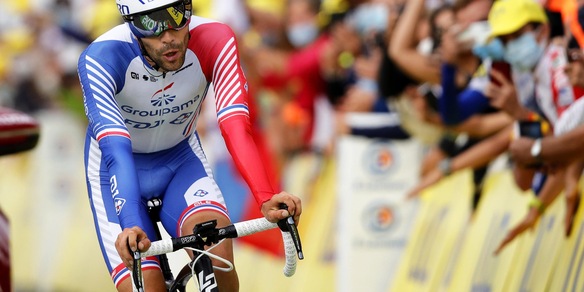 Giro d'Italia, Pinot costretto al forfait