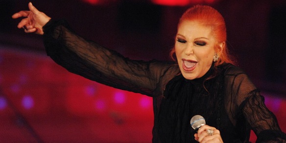 Milva presa di mira dai no-vax: bufera sul web