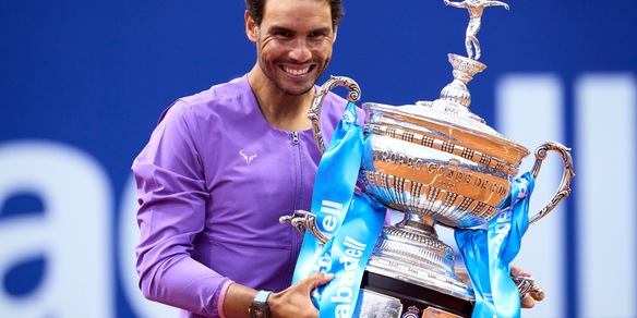 Nadal re di Barcellona: 12° titolo, Tsitsipas ko in più di tre ore