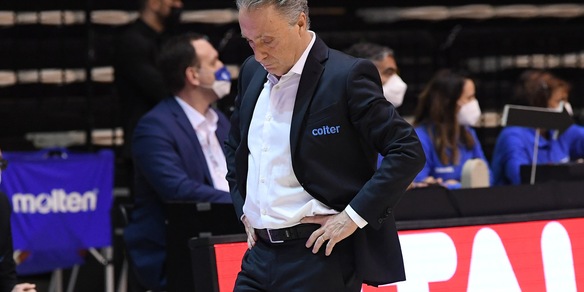 Serie A, retrocede Cantù. Trieste si qualifica ai playoff