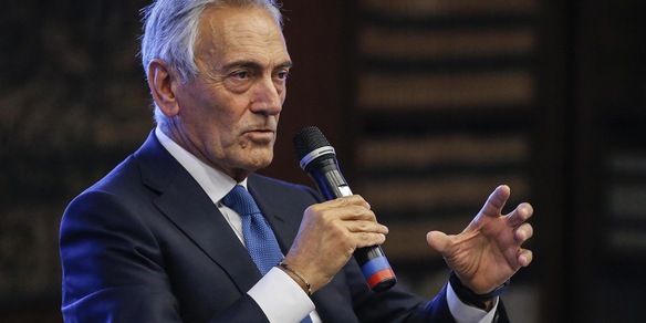 Gravina: "Chi aderisce alla Superlega sarà escluso dal campionato"