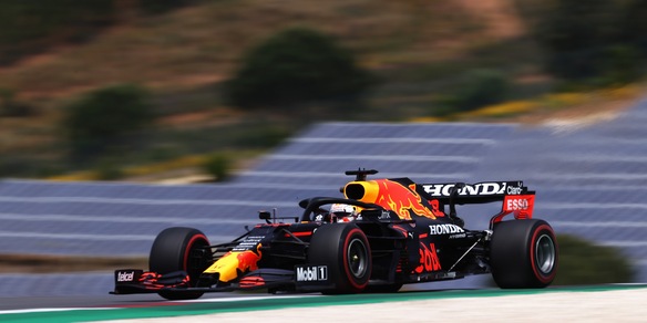 F1, prove libere 3 Gp Portogallo: Verstappen al comando, Leclerc 6°