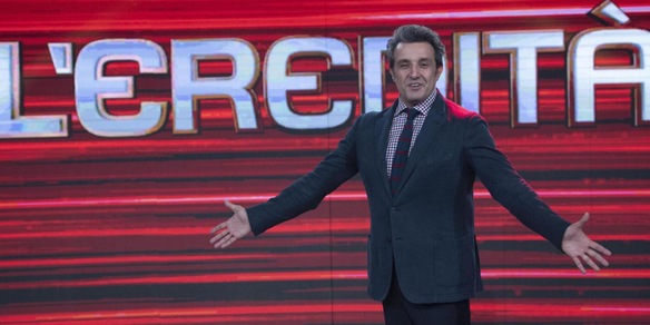 L'Eredità, puntata speciale per Insinna: "Auguri tesoro mio"