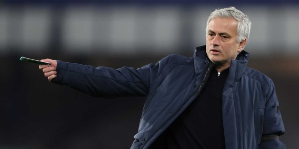 Mourinho, sarà rifondazione tattica: come giocherà la Roma
