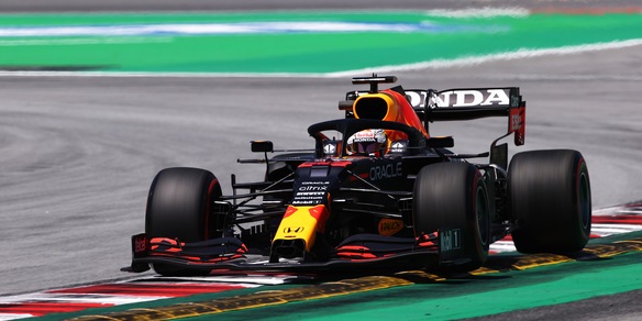 F1, prove libere 3 Gp Spagna: Verstappen il più veloce, terzo Leclerc