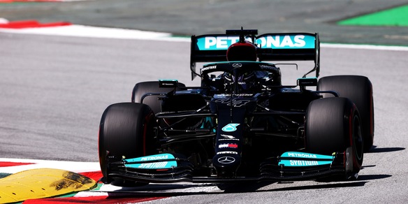 F1, Gp Spagna: centesima pole per Hamilton! Leclerc in seconda fila