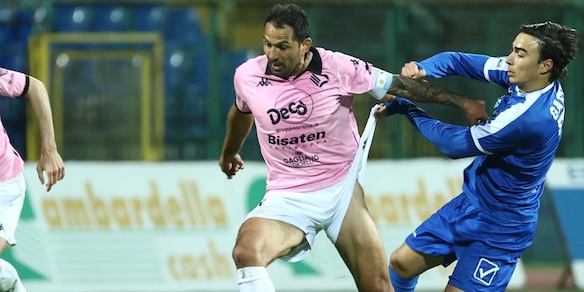 Palermo, senti Santana: "Torneremo grandi. Sotto coi playoff"