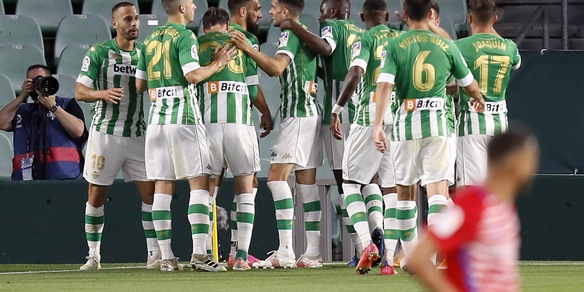 Liga, il Betis vede l'Europa League: 2-1 al Granada