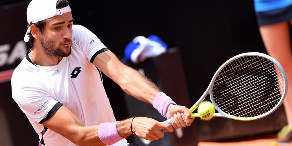 Berrettini rimonta Basilashvili: è ai sedicesimi degli Internazionali d'Italia