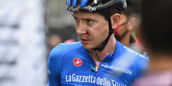 Dombrovski lascia il Giro d'Italia dopo la caduta nella quinta tappa