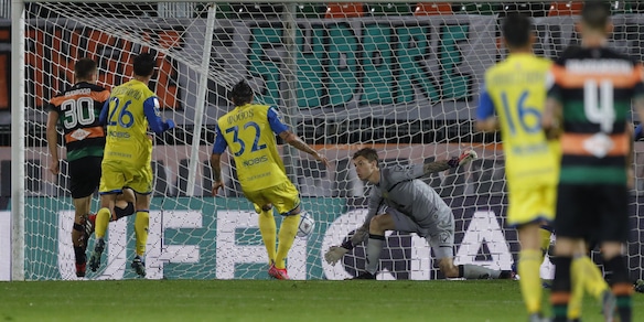 Serie B playoff: Venezia-Chievo 3-2 dopo 120'. Ora il Lecce