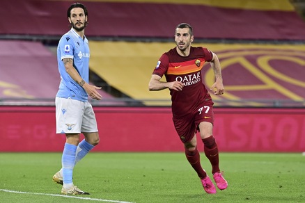 Roma, Mkhitaryan vuole garanzie. Incontro con Mourinho prima del rinnovo