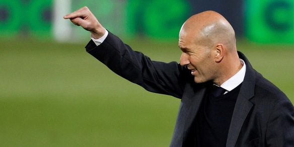 Rivoluzione Juve: Zidane in corsa. Ma ci sono altri due nomi