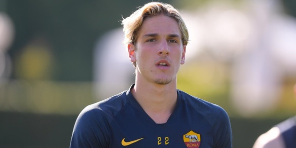 Roma, Zaniolo attacca: "Io in ritardo? Forse sto troppo bene"