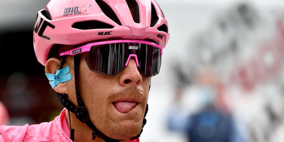 Giro d'Italia, caduta per De Marchi: ricoverato in ospedale
