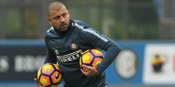 Mourinho chiama Samuel: lo vuole nella sua Roma