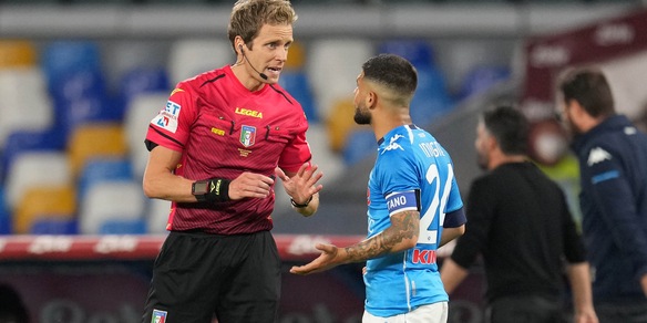 Moviola serie A, bene Mariani. Insufficienza per Chiffi in Napoli-Verona