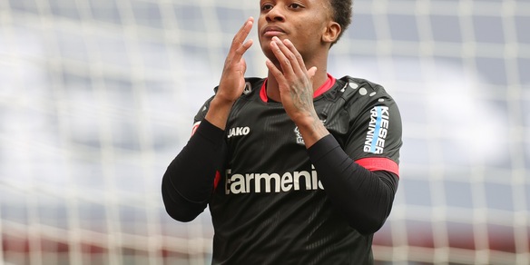 Roma, occhi su Demarai Gray del Leverkusen. La clausola è molto bassa!