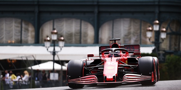 Ferrari: Leclerc a Baku con un cambio nuovo