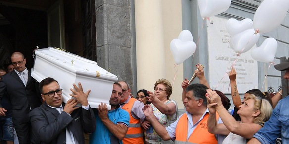 Napoli, caso Tiziana Cantone: il corpo sarà riesumato