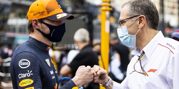 F1, Domenicali: "Hamilton-Verstappen? Non andranno oltre il consentito"