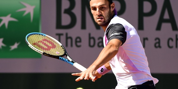 Roland Garros, Travaglia eliminato da De Minaur