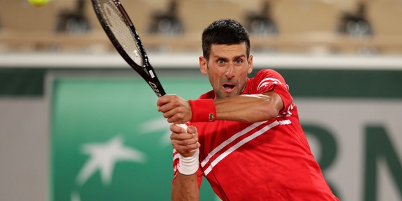 Roland Garros, Djokovic passa il turno: battuto Sandgren