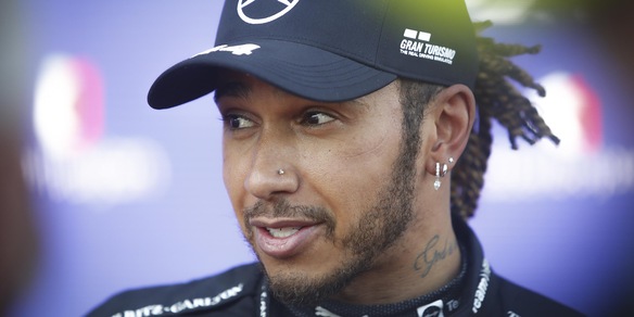 F1, Hamilton in prima fila: "Non me l'aspettavo, che gran lavoro del team"