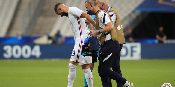 "Francia, l'infortunio di Benzema non è grave: recupererà in pochi giorni"