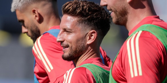 Bruscolotti: "Dubbi su Napoli-Verona. Mertens fuori condizione"